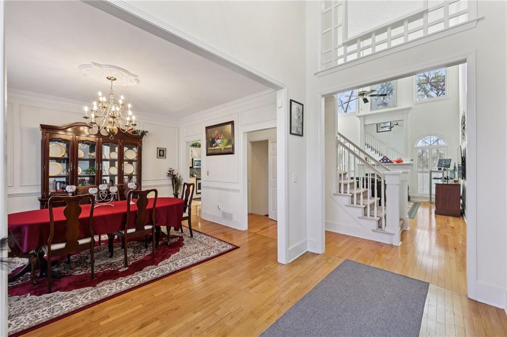 5700 Thrasher Lane SW