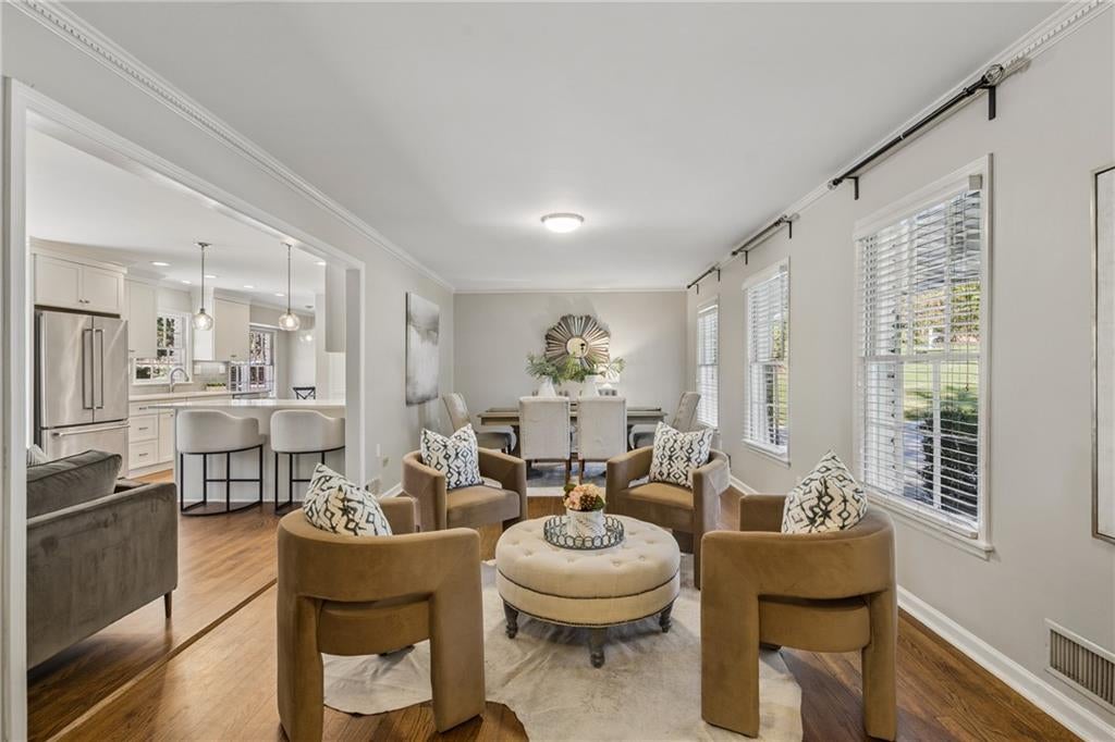 1424 Cedarhurst Drive