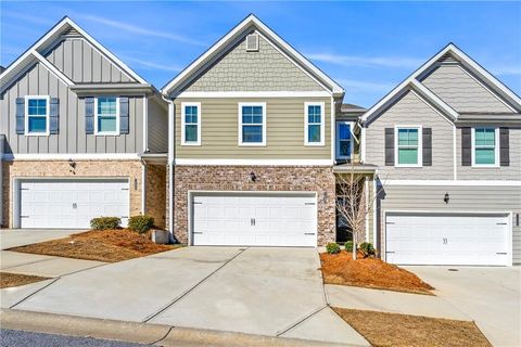 Townhouse For Sale - 7492 Knoll Hollow Road<br/> Lithonia, GA 30058
