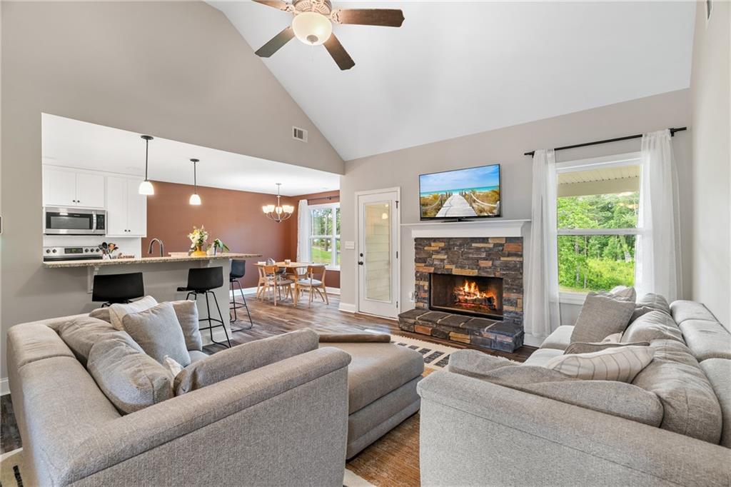 118 Whitley Crossing
