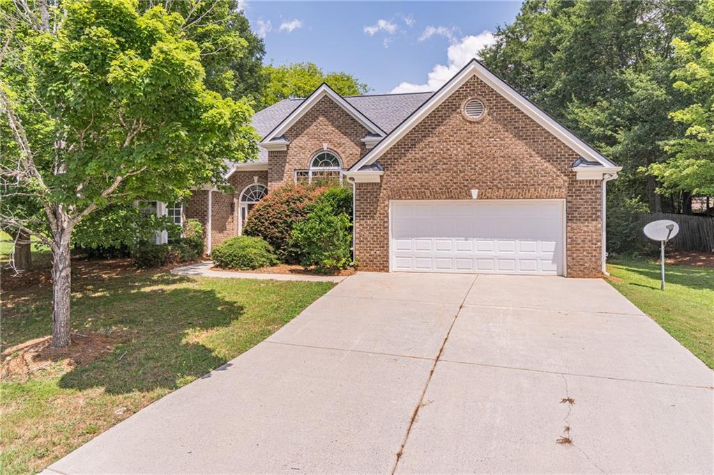 3314 DILMUS Drive
