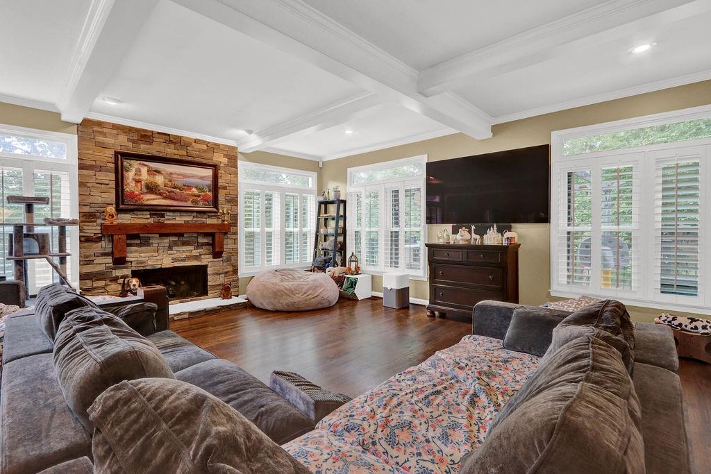 1110 Sheridan Way