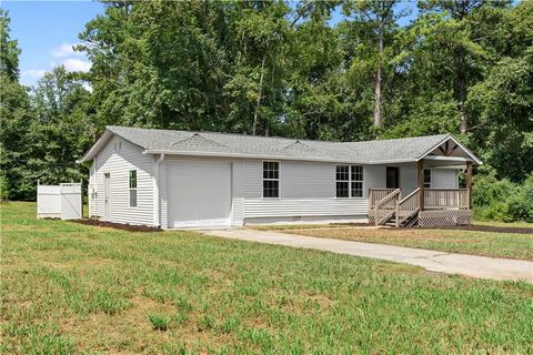 A home in Senoia