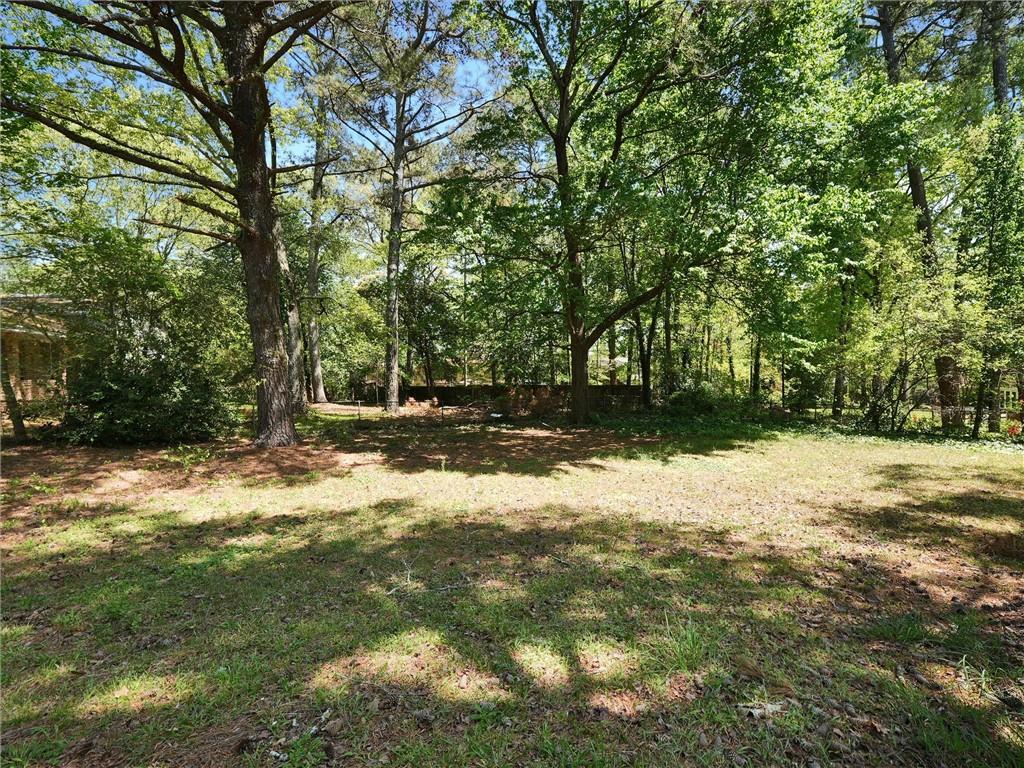 5470 Chanterella Court, Lilburn, Georgia image 9