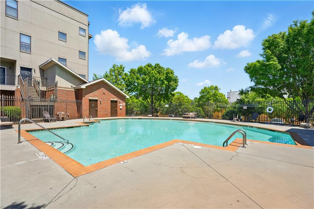 Sky Lofts - Residential