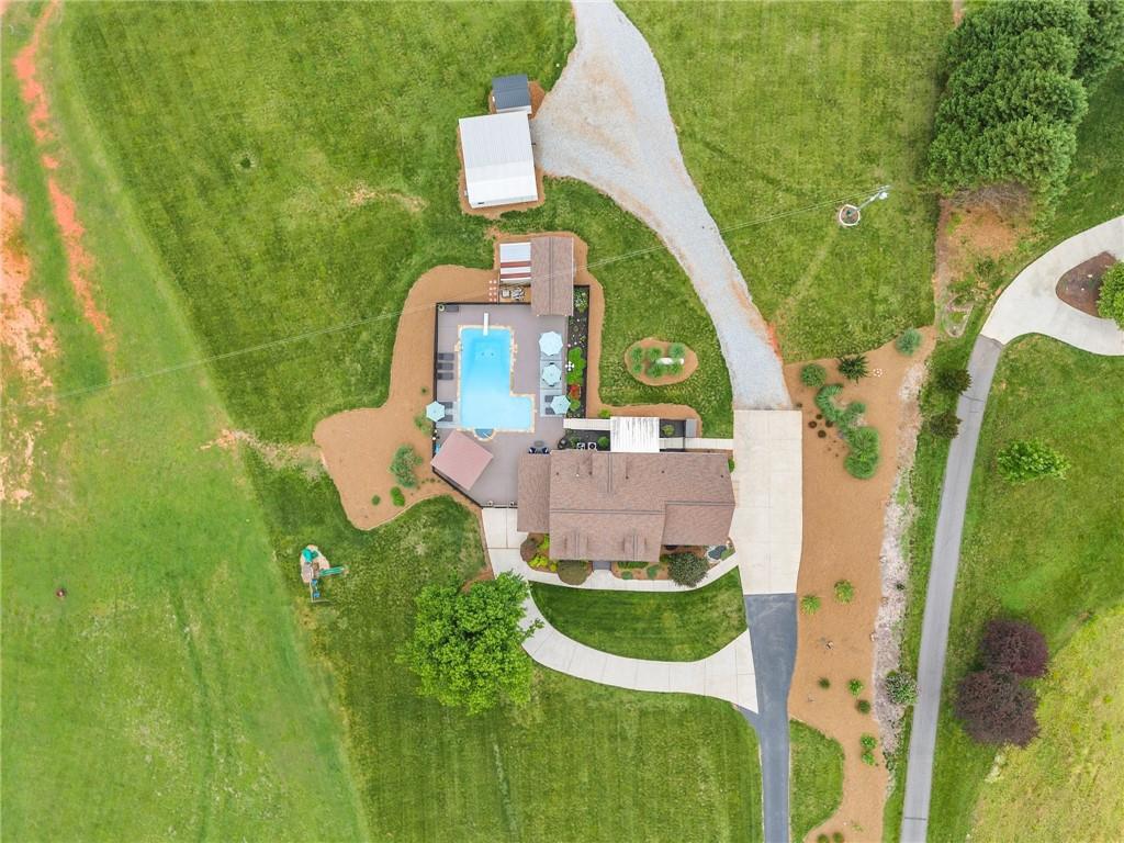 8958 Bill Savage Road