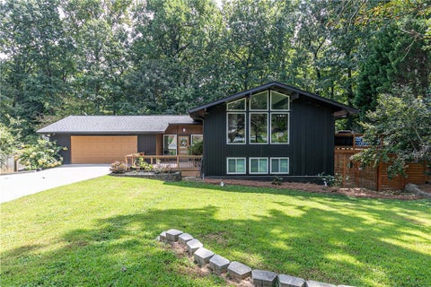 Homes For Sale - 371 Clear Spring Court<br/> Marietta, GA 30068