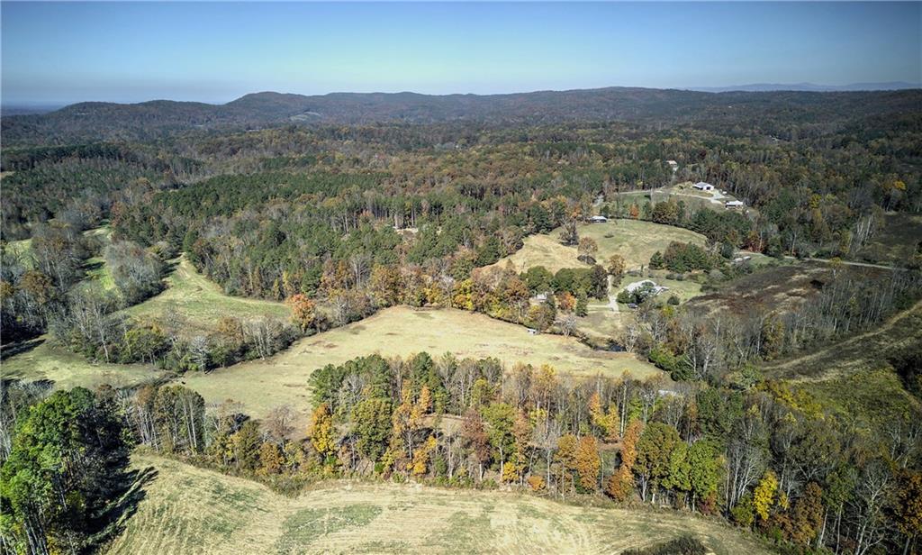 715 E Cochran Road SE