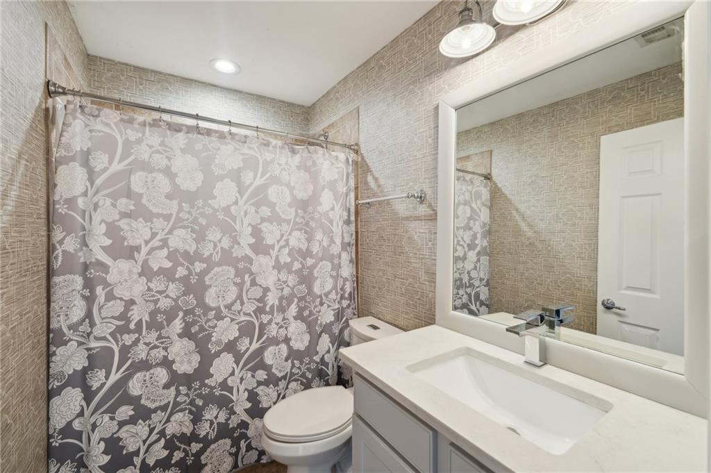 2290 Limehurst Drive, Brookhaven, Georgia image 31