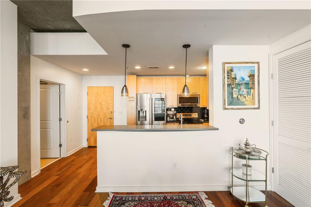 3324 Peachtree Road NE 2705