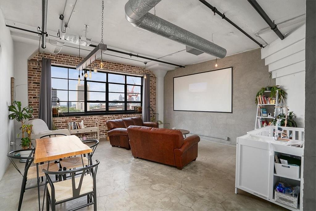 426 Marietta Street NW 511