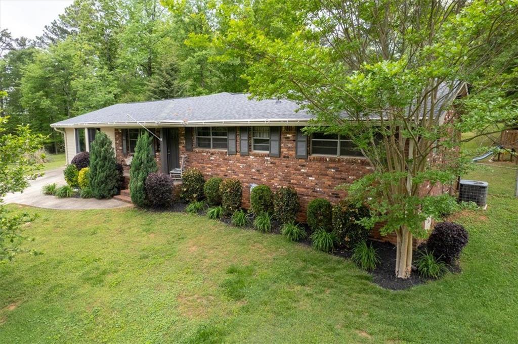 3833 Coral Lane, Douglasville, Georgia image 11