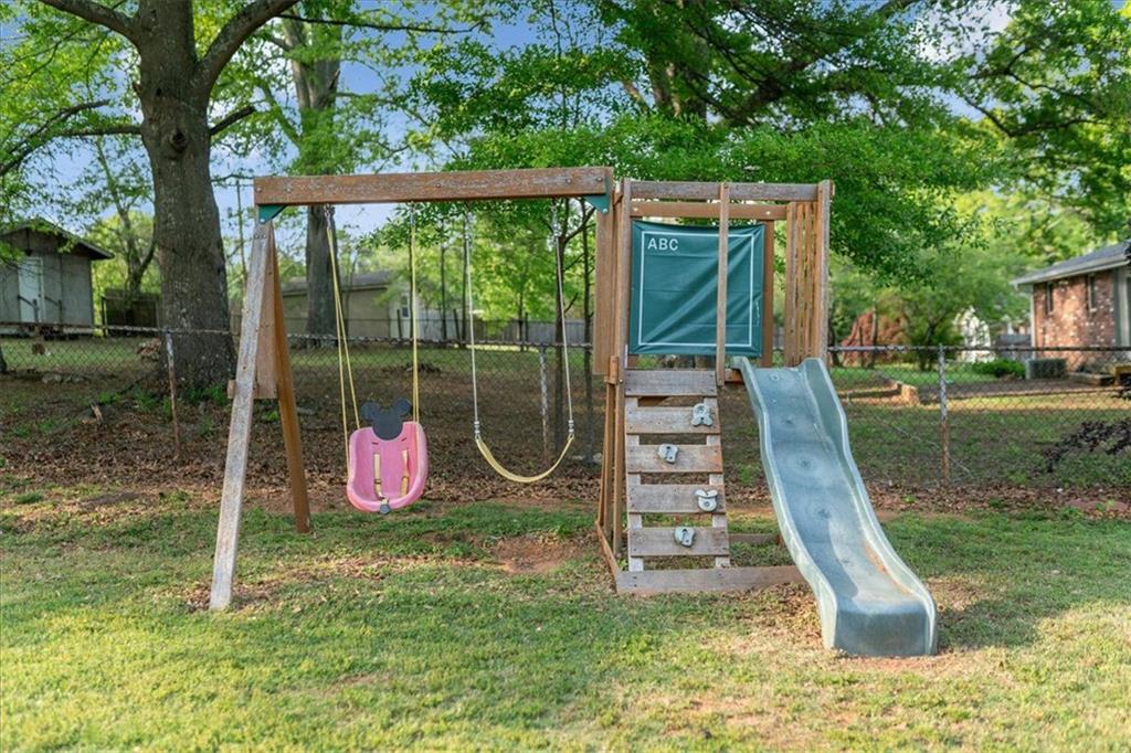 3833 Coral Lane, Douglasville, Georgia image 37