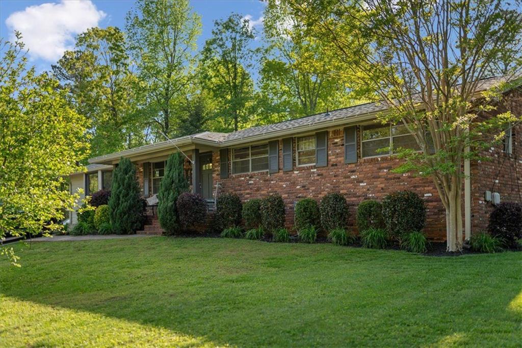 3833 Coral Lane, Douglasville, Georgia image 12