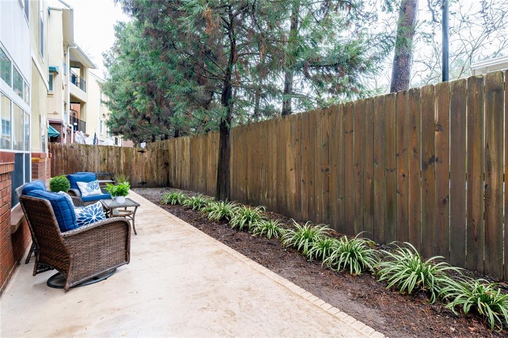 424 Lindbergh Drive NE 103