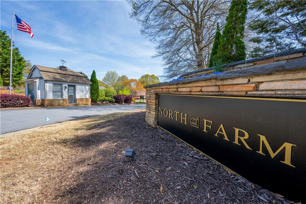 440 N Farm Drive, Alpharetta, Georgia image 42