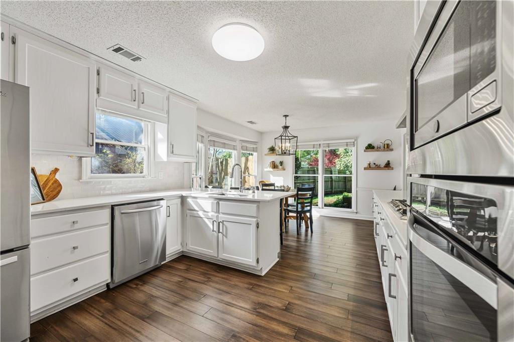 440 N Farm Drive, Alpharetta, Georgia image 3