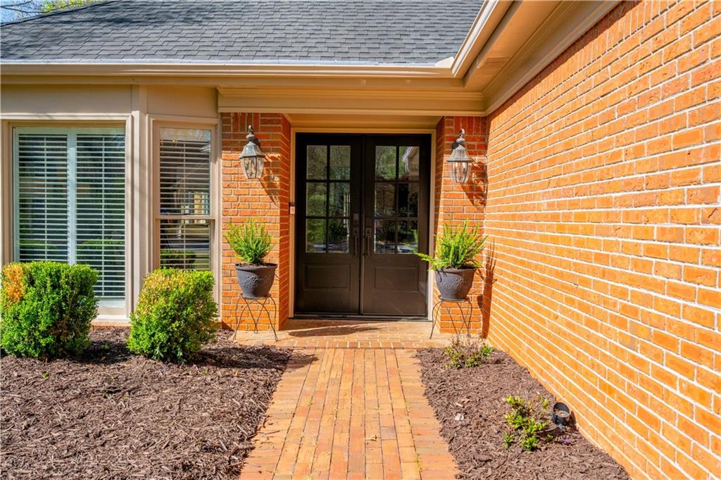 440 N Farm Drive, Alpharetta, Georgia image 12