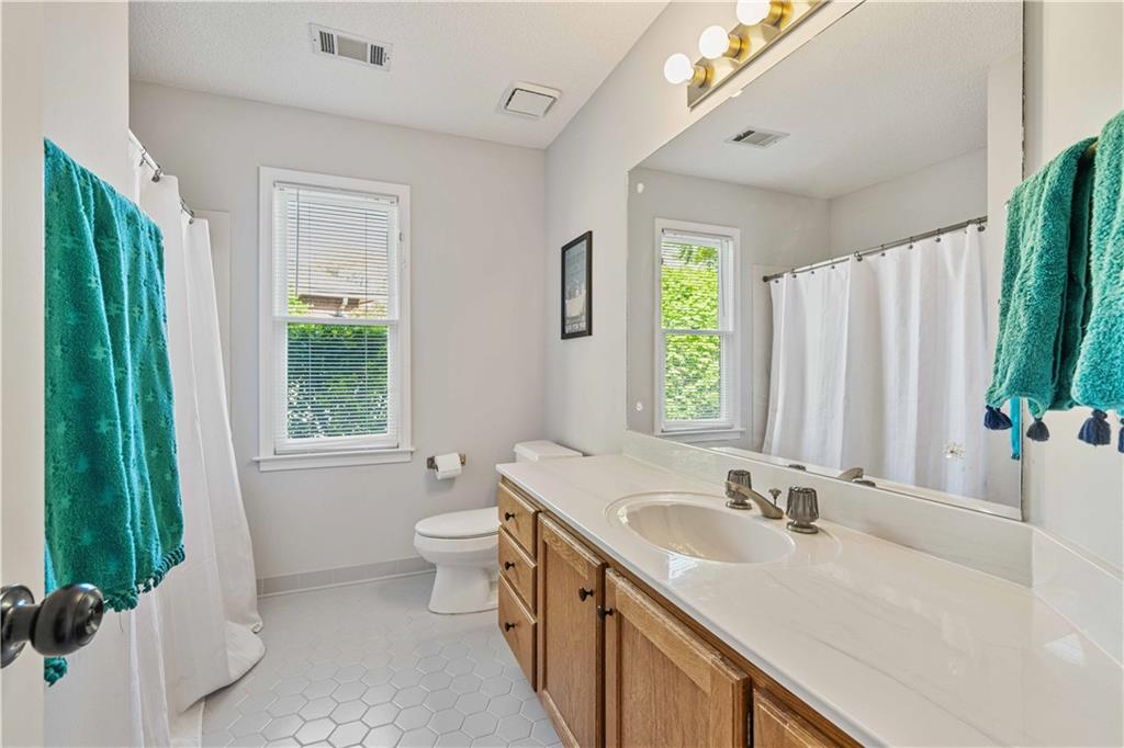 440 N Farm Drive, Alpharetta, Georgia image 31