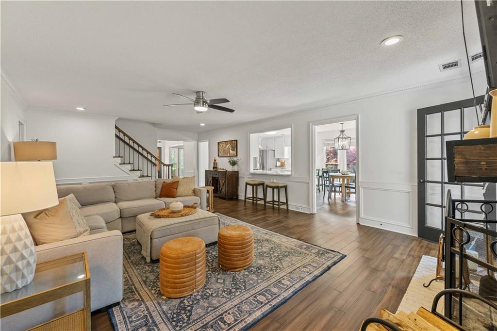 440 N Farm Drive, Alpharetta, Georgia image 24