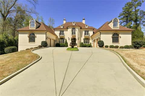 Homes For Sale - 6915 Prestons Estates<br/> Atlanta, GA 30349