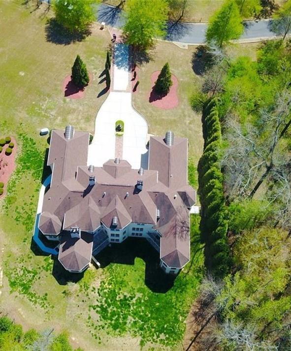 6915 Prestons Estates