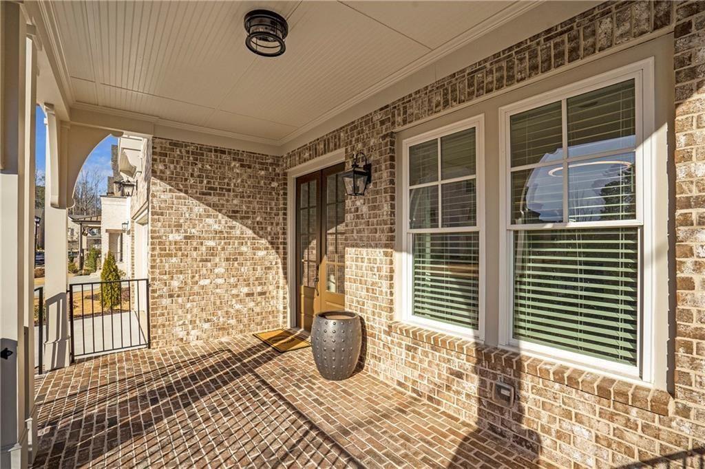 4505 Caroline Walk