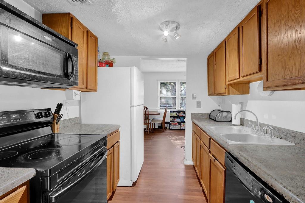 Wedgewood Townhomes - Residential