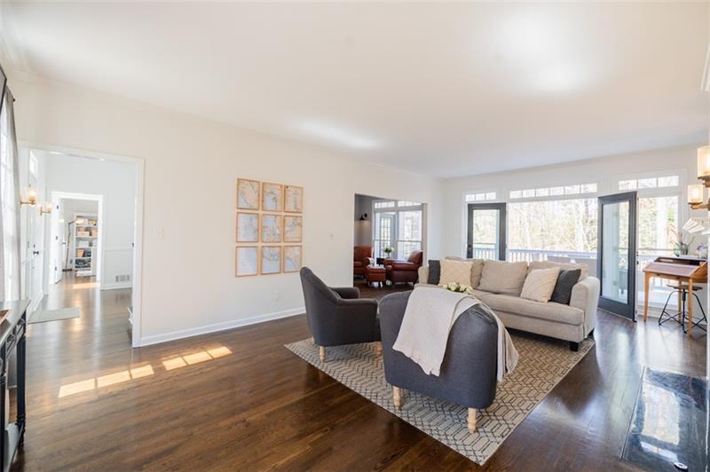 1250 Northcliff Trace, Roswell, Georgia image 7