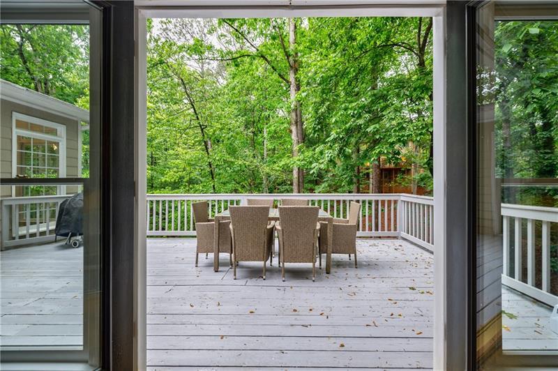 1250 Northcliff Trace, Roswell, Georgia image 8