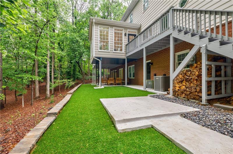 1250 Northcliff Trace, Roswell, Georgia image 21