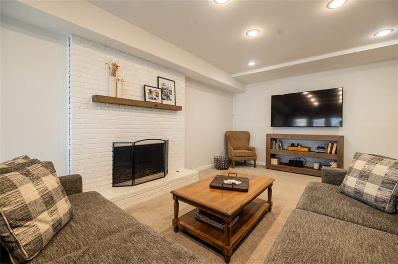 1250 Northcliff Trace, Roswell, Georgia image 37