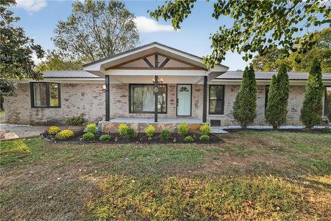 1943 Rome Road SW Calhoun GA 30701