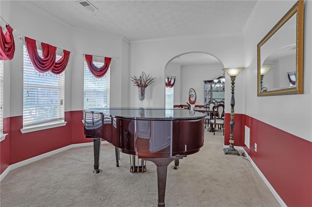 605 Harris Court
