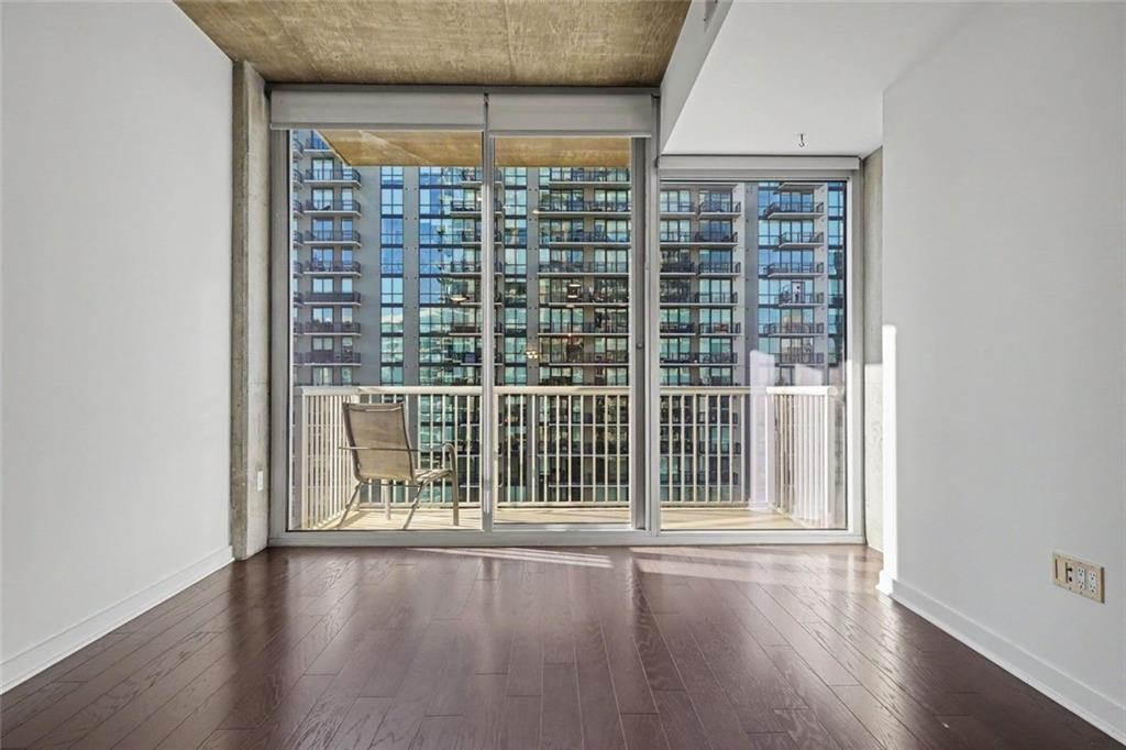 855 Peachtree Street NE 2209