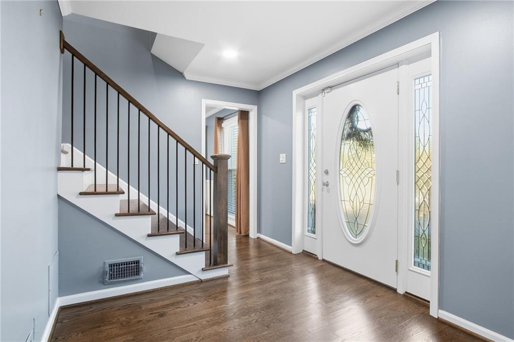 2519 Bentbrook Drive