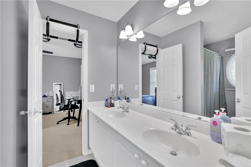 Laurel Brooke - Residential