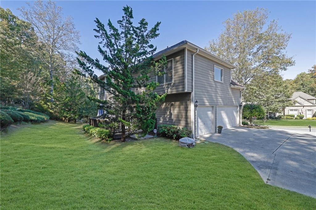 210 River Laurel Way