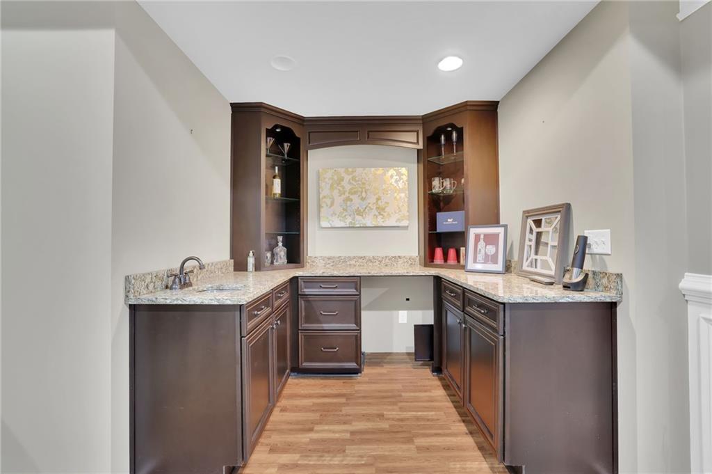 Laurel Brooke - Residential