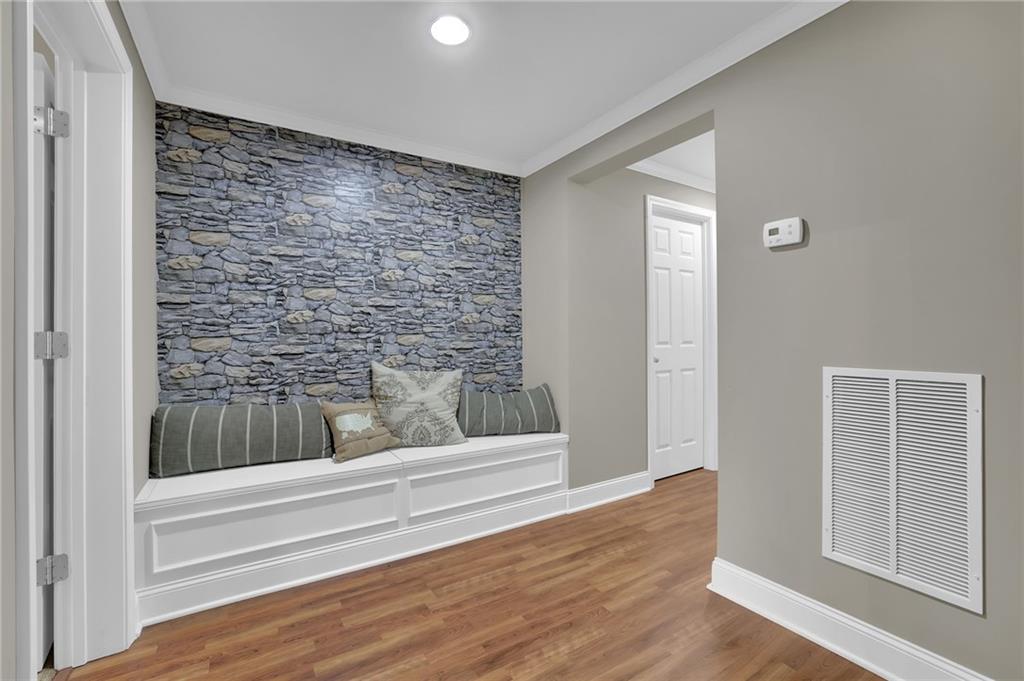 Laurel Brooke - Residential