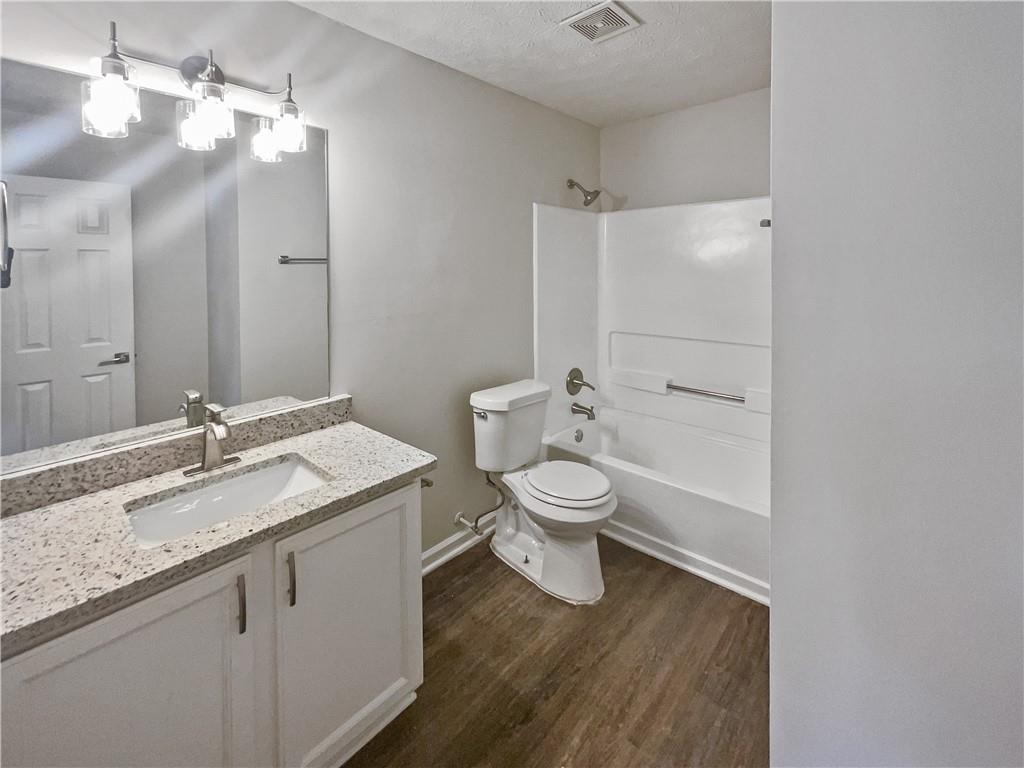 5789 Wellborn Creek Drive, Lithonia, Georgia image 10
