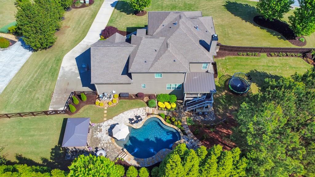 5725 Sunburst Drive