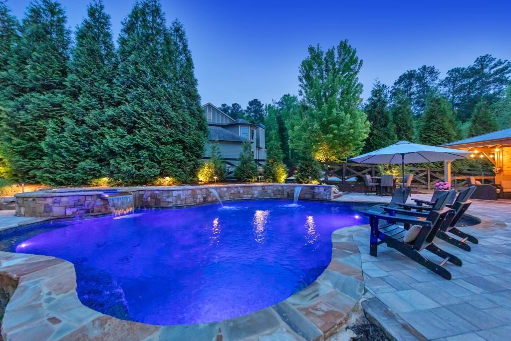 5725 Sunburst Drive