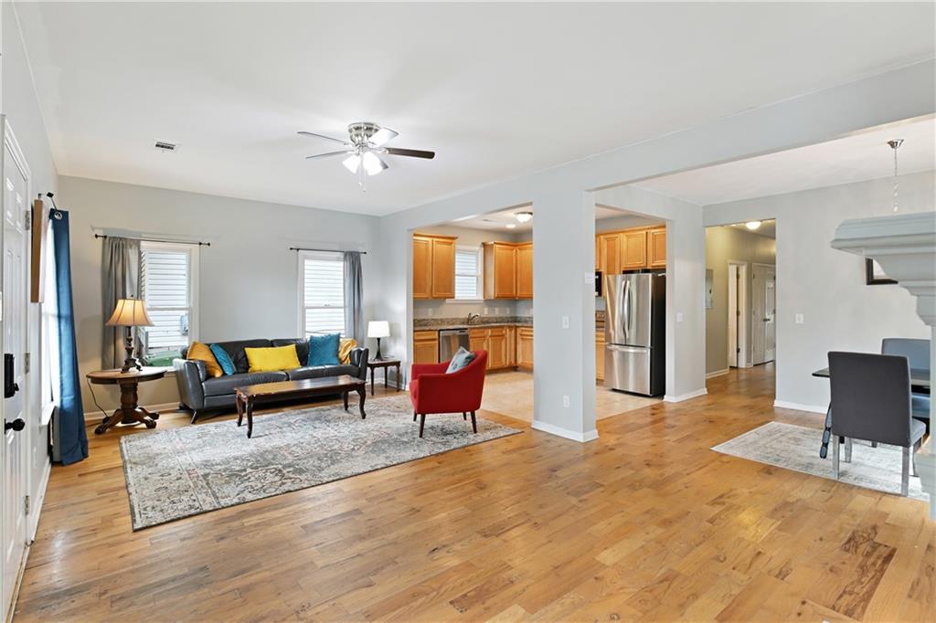 898 Allene Avenue SW