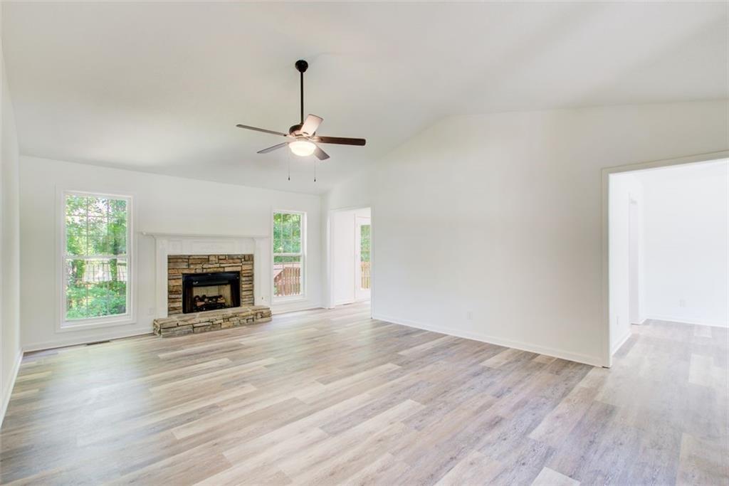 134 SUMMER LAKE Drive