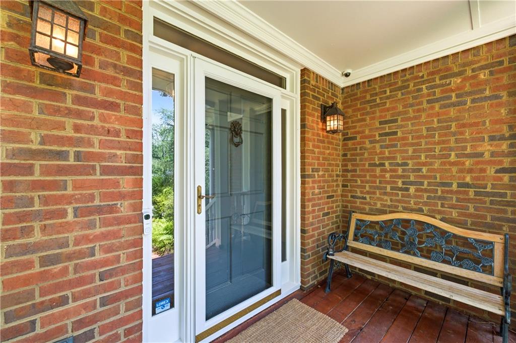 196 Roe Hampton Lane