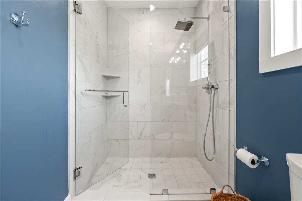 305 Canton Way, Roswell, Georgia image 27