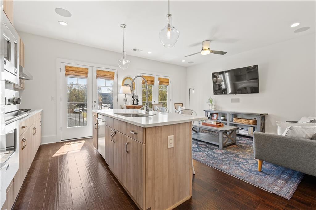 305 Canton Way, Roswell, Georgia image 7