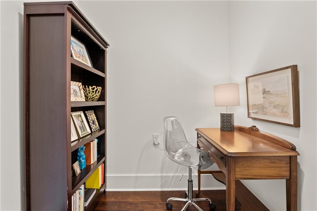 305 Canton Way, Roswell, Georgia image 3