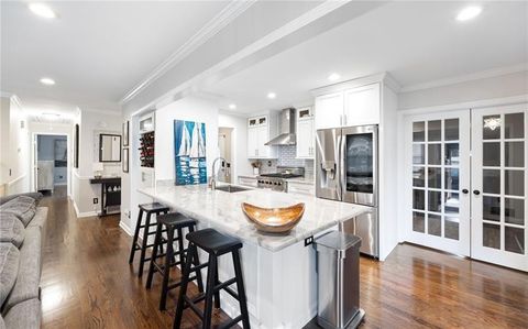 Homes For Sale - 154 Cold Creek Drive<br/> Alpharetta, GA 30009